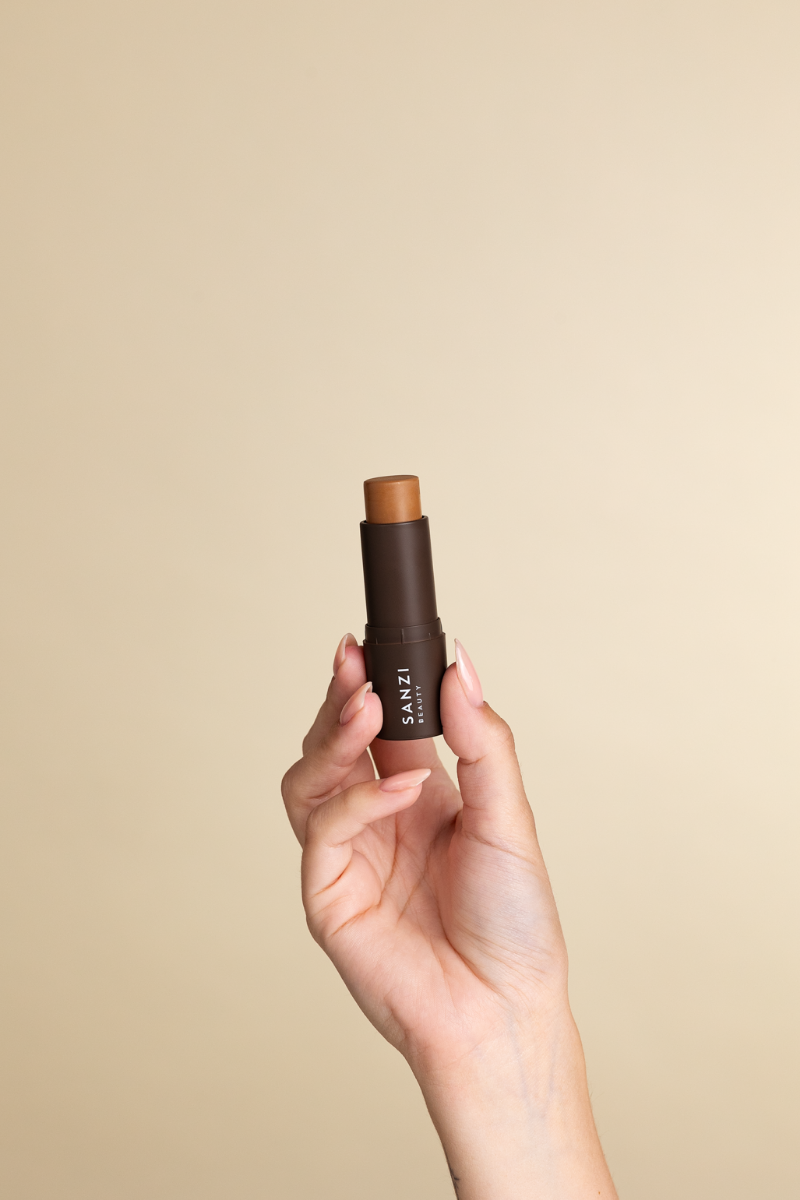 Sanzi Beauty Multi Stick Bronzer 03 Caramel Hos Frisøren   Baronen