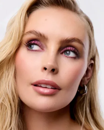 Wonderskin Iykyk Eyeshadow Stick Pink Quartz Hos Frisøren   Baronen