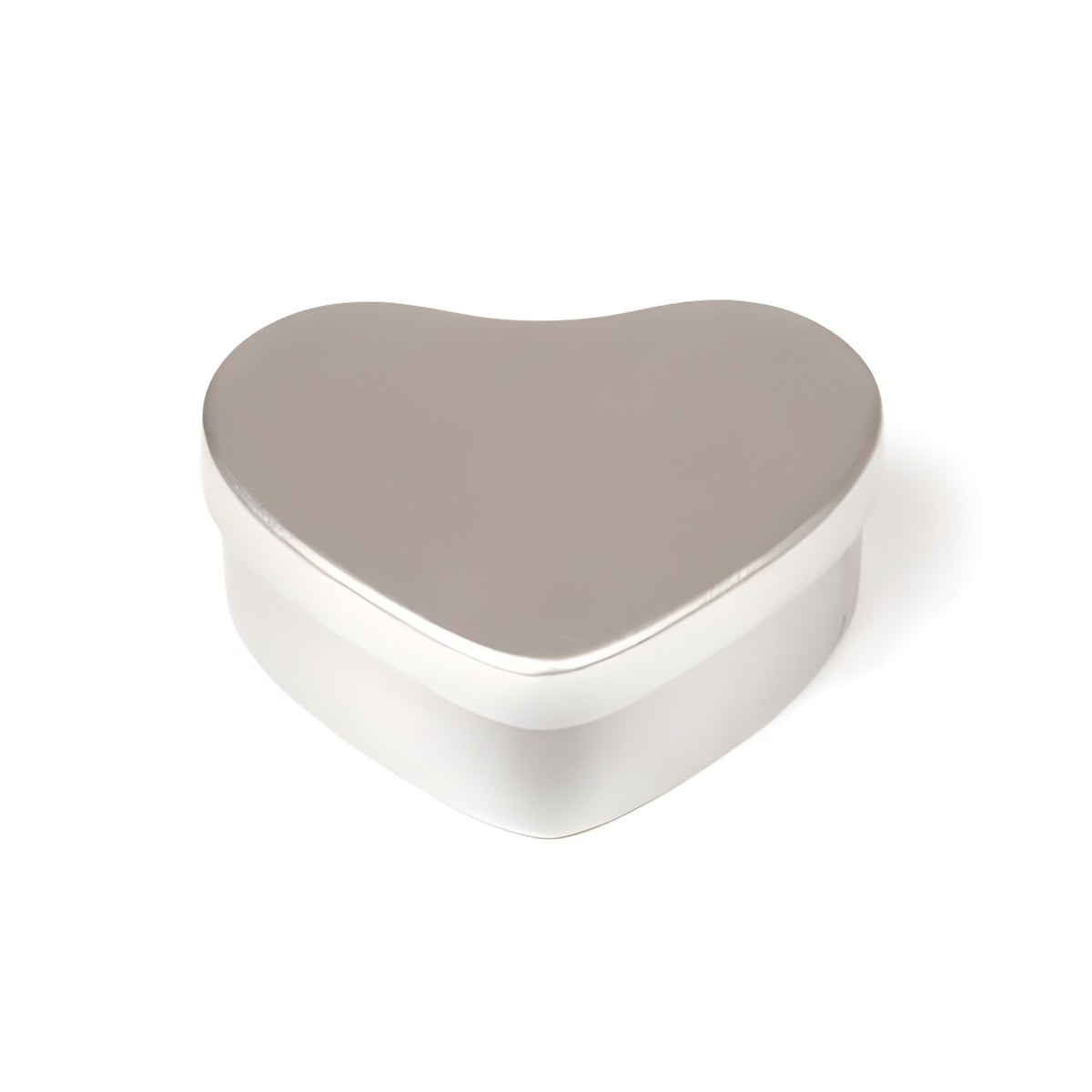 Hjerteformet Blikæske 20 Ml Sølvfarvet Metal Lakbelagt Hedenhus Velegnet Til Creme  Lotion  Lys  49x50 5x22 Mm