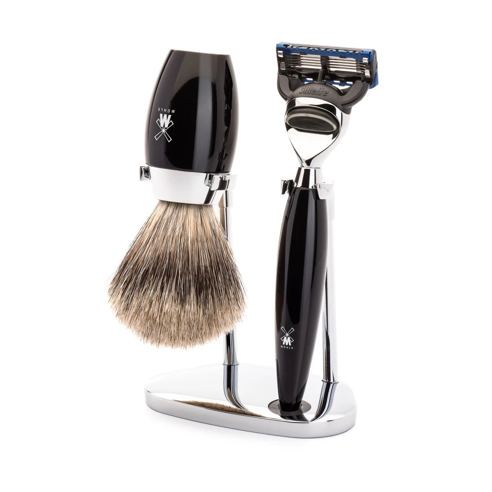 Mühle Shaving Barbersæt Med Fusion Skraber  Fine Badger Barberkost Og Holder  Kosmo  Sort Kunstharpiks