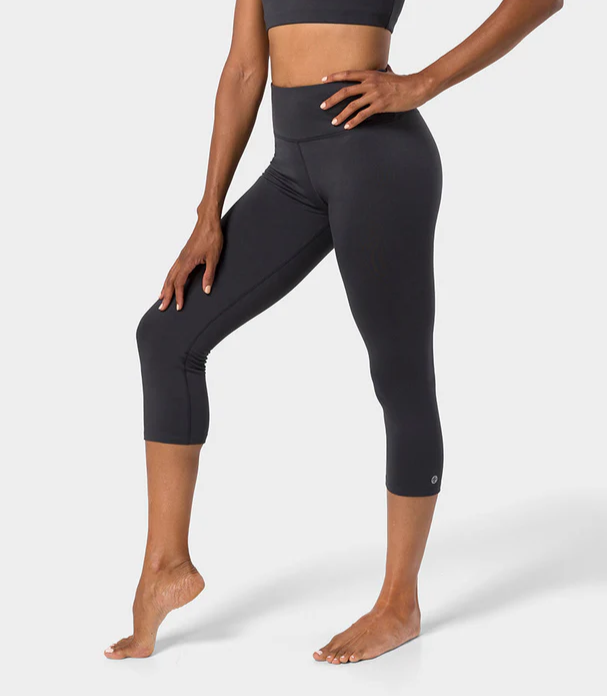 Manduka Quot Dhara Quot Capri Leggings Phantom Str